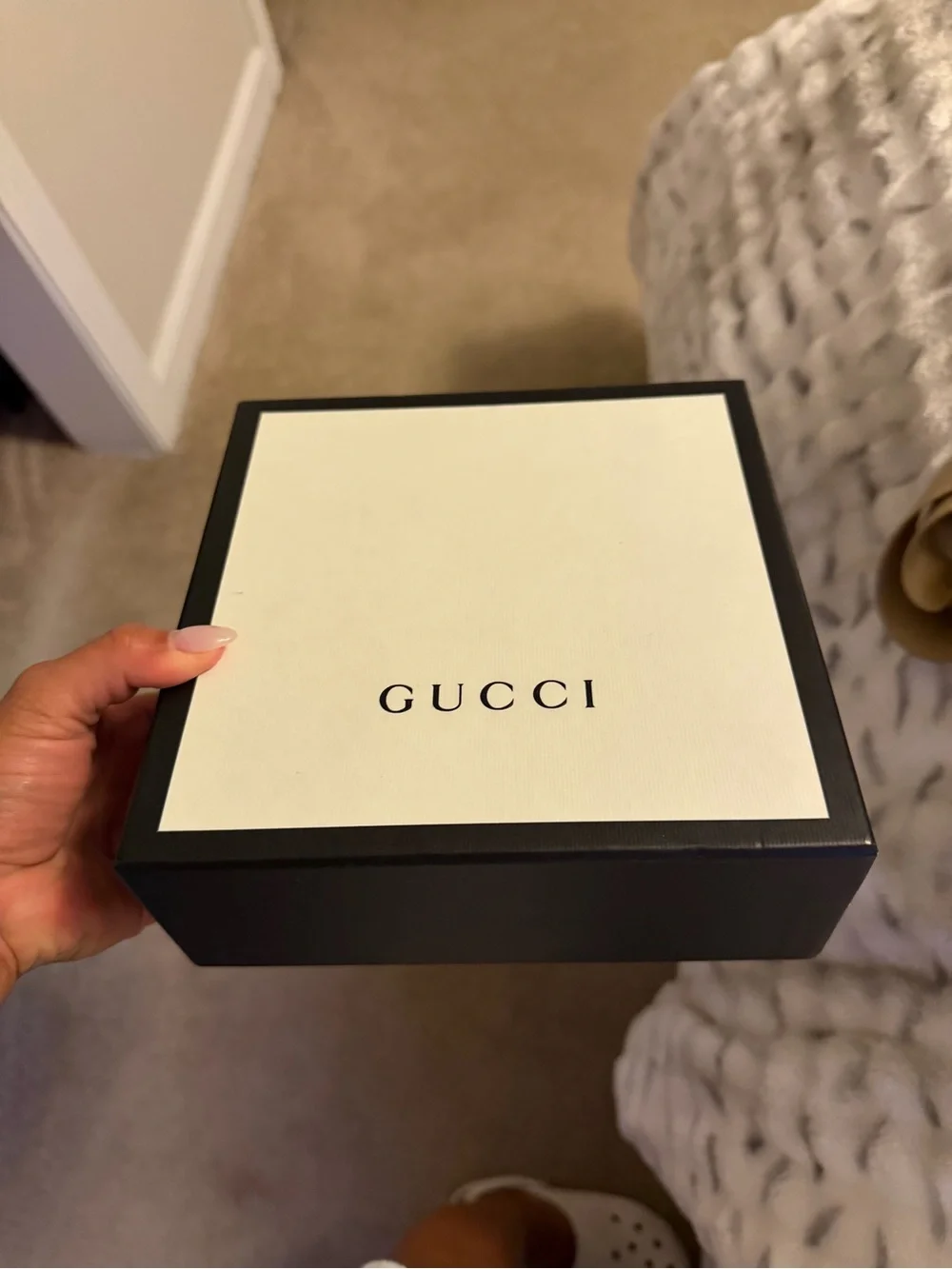Gucci Black Leather Slim Belt with Gold G Buckle